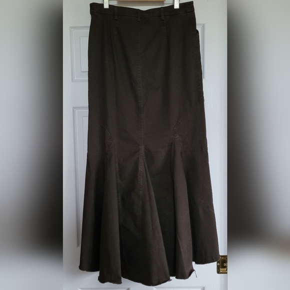 NEW PERUVIAN CONNECTION LONG BROWN SKIRT MAXI DRAMATIC TRAIN FALL US 8 - Picture 3 of 16